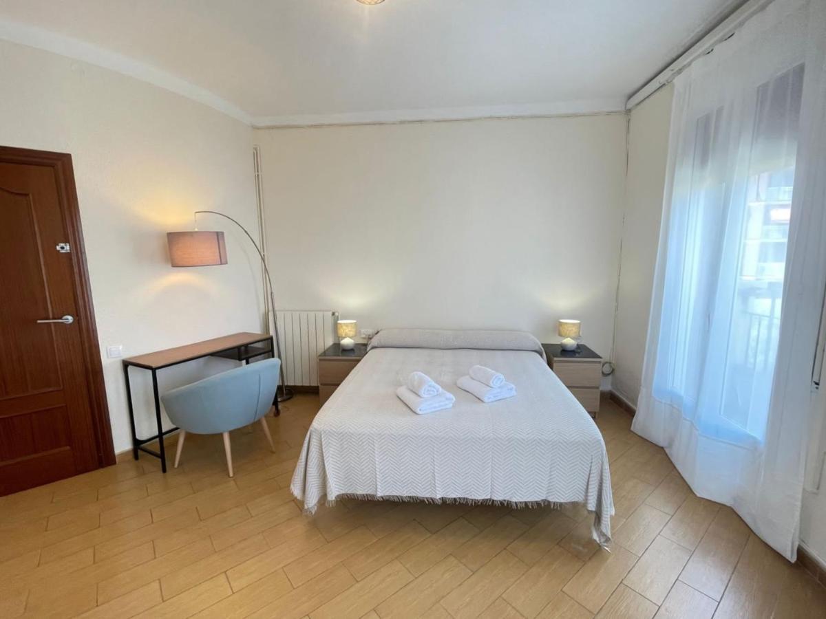 Rooms Nueva Valencia バルセロナ エクステリア 写真
