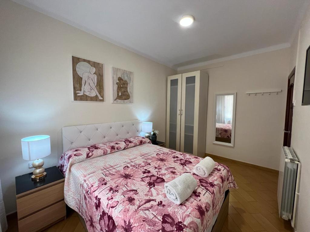 Rooms Nueva Valencia バルセロナ エクステリア 写真