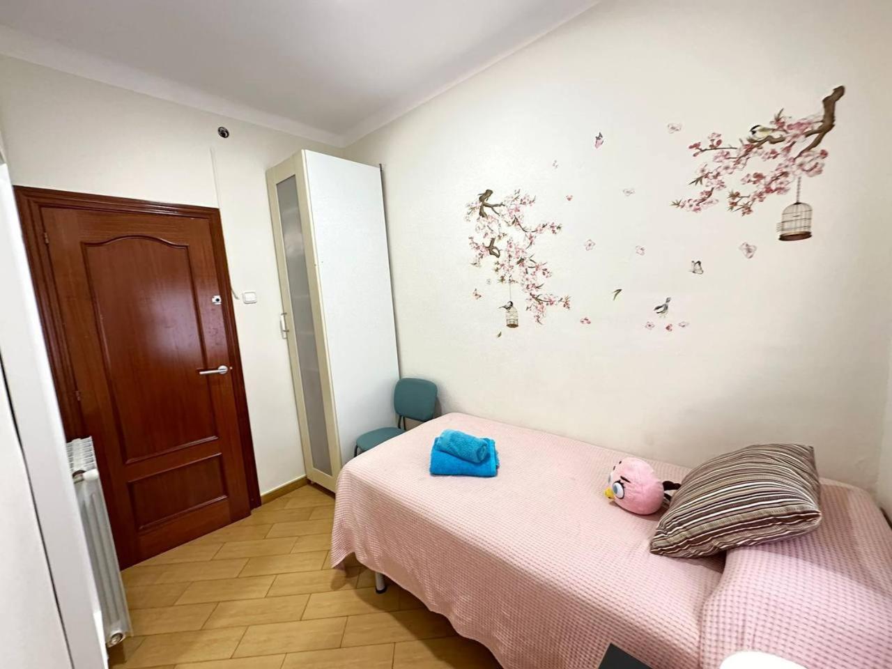 Rooms Nueva Valencia バルセロナ エクステリア 写真