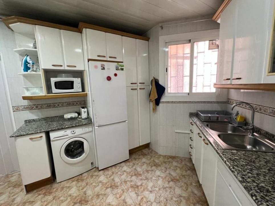 Rooms Nueva Valencia バルセロナ エクステリア 写真