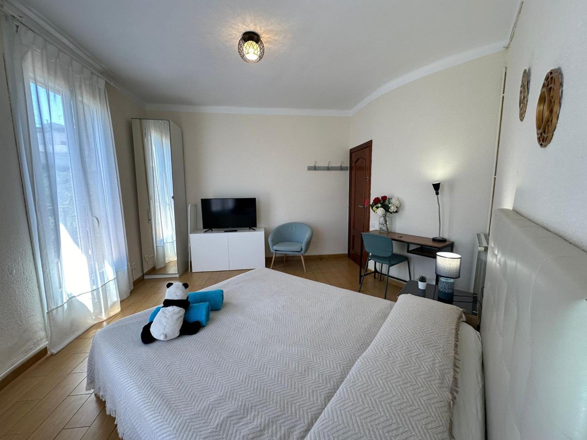 Rooms Nueva Valencia バルセロナ エクステリア 写真