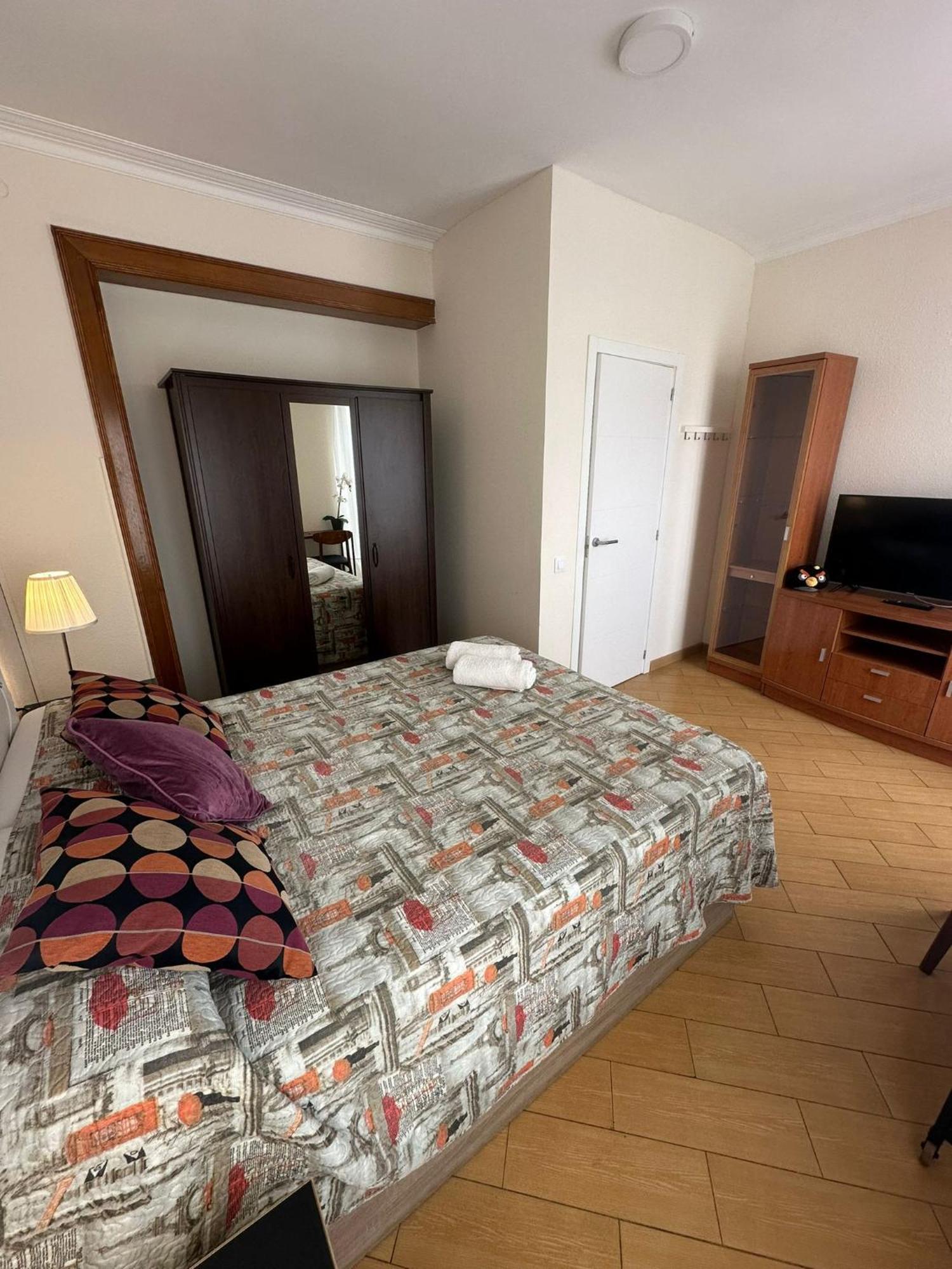 Rooms Nueva Valencia バルセロナ エクステリア 写真
