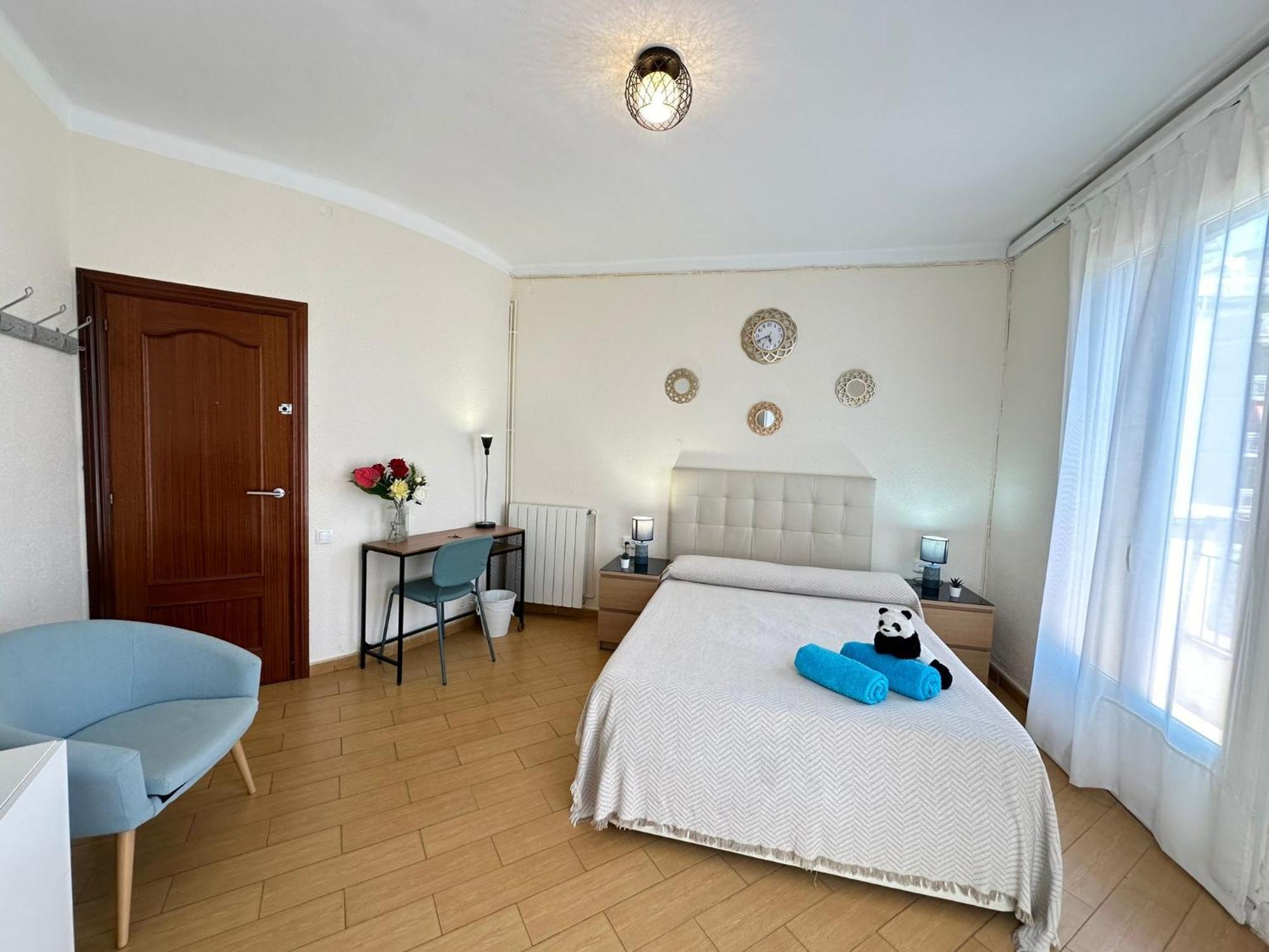 Rooms Nueva Valencia バルセロナ エクステリア 写真
