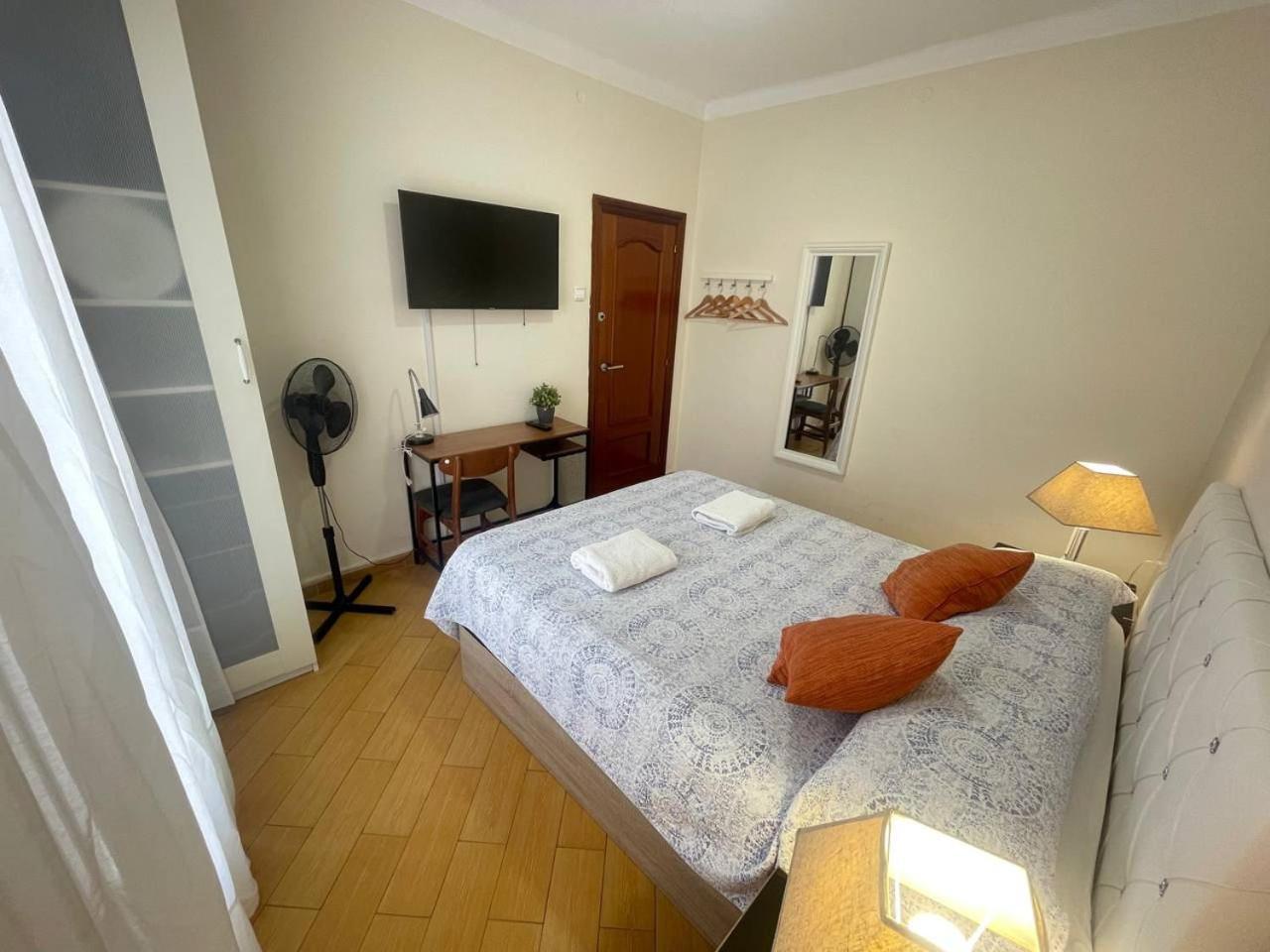 Rooms Nueva Valencia バルセロナ エクステリア 写真